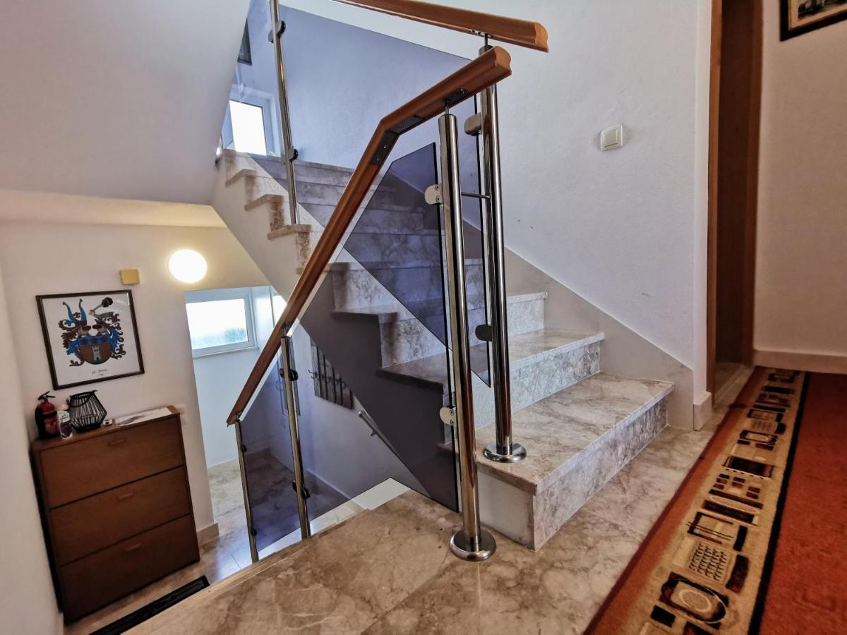 Villa Lille Traù Esterno foto